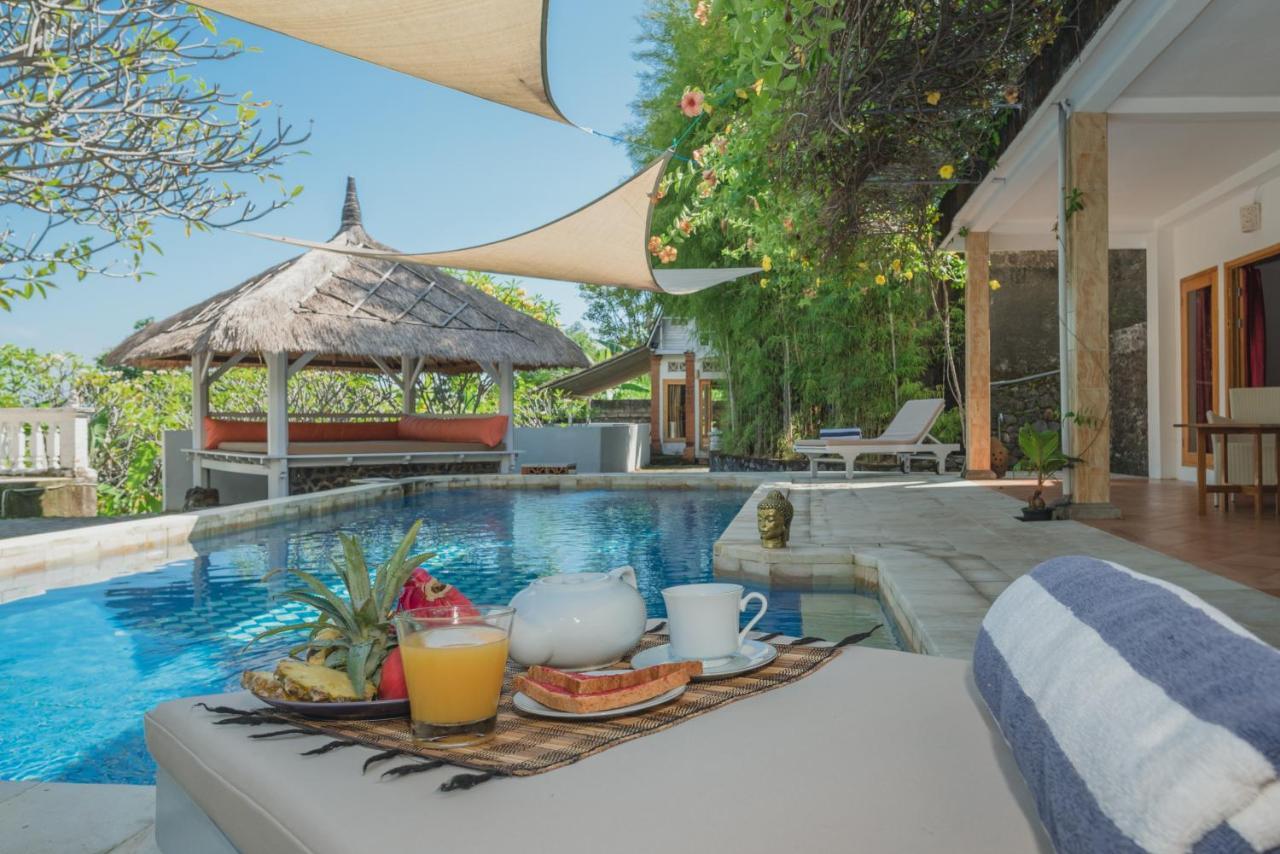 Villa Dinding Batu Singaraja エクステリア 写真