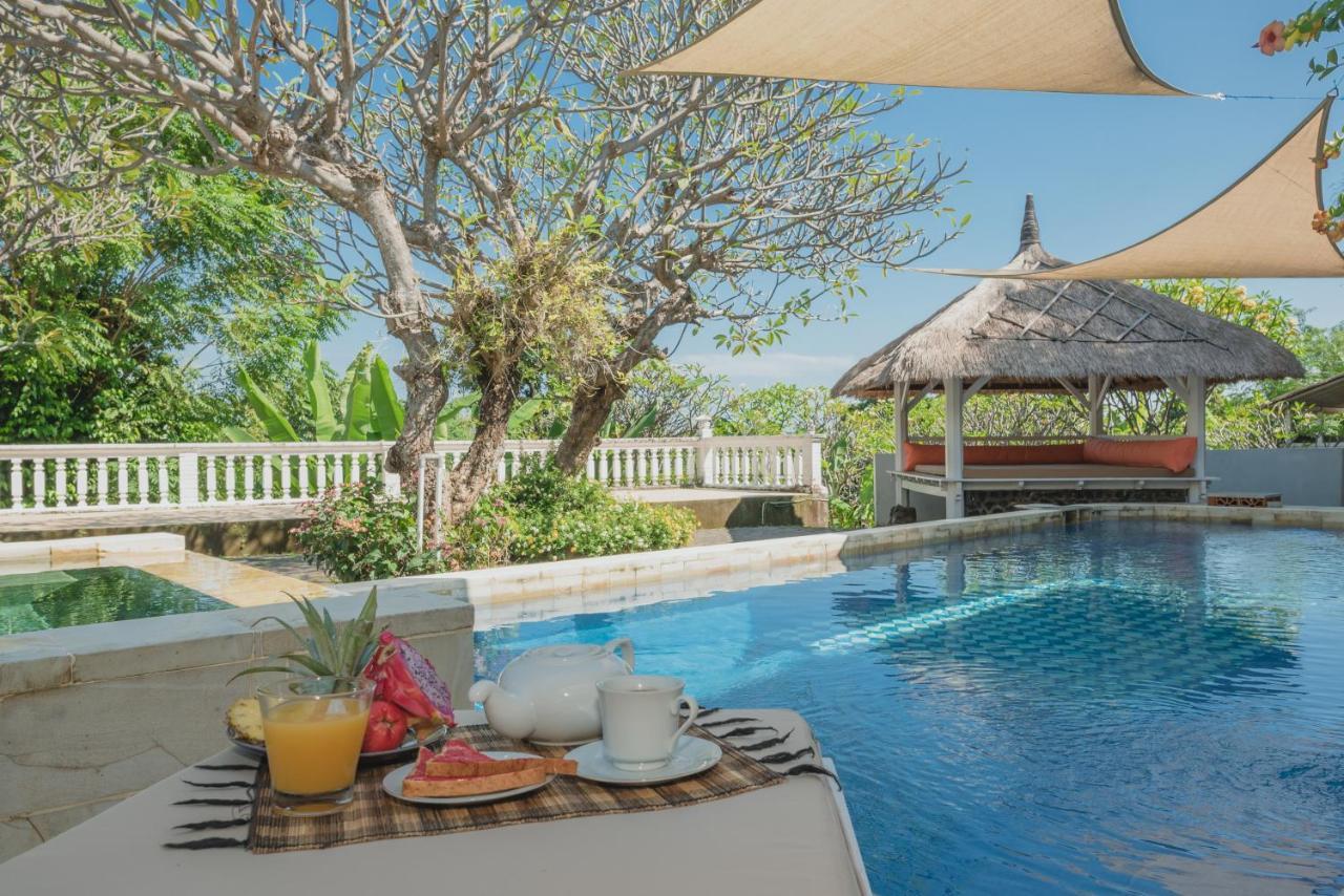 Villa Dinding Batu Singaraja エクステリア 写真