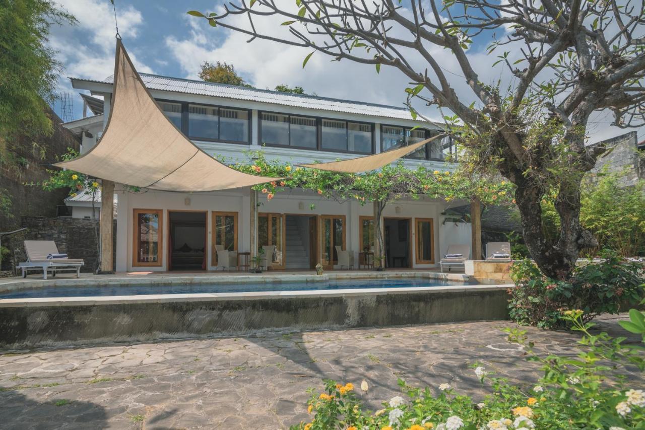 Villa Dinding Batu Singaraja エクステリア 写真