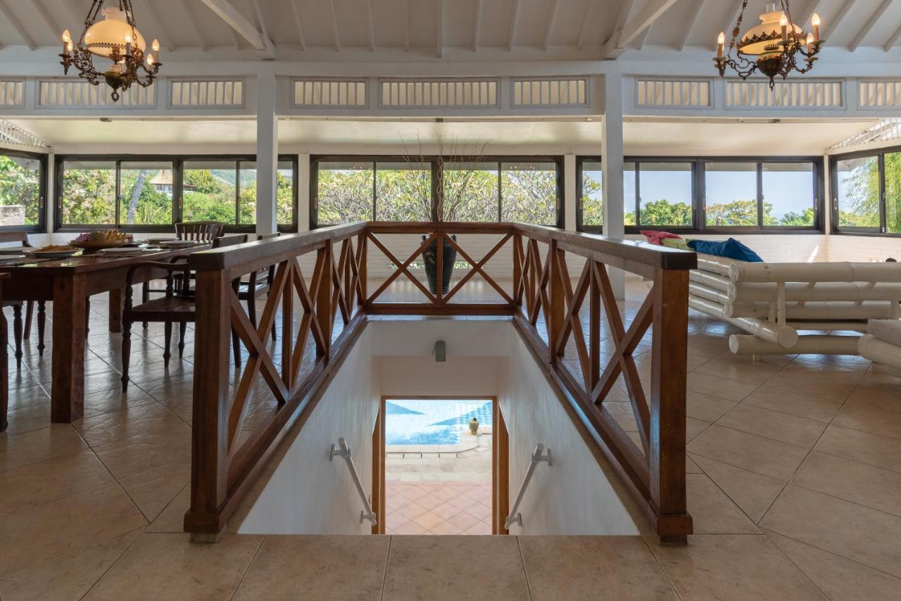 Villa Dinding Batu Singaraja エクステリア 写真