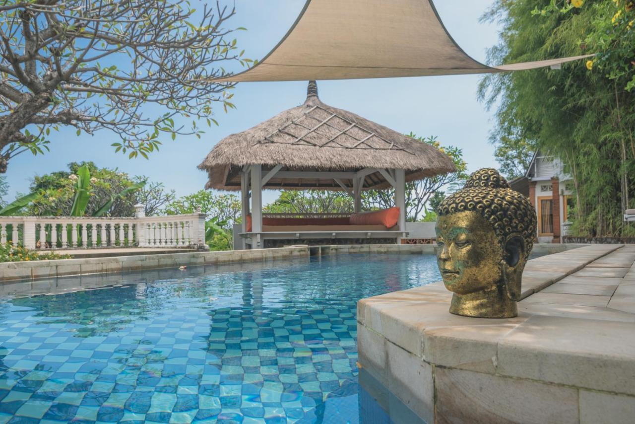 Villa Dinding Batu Singaraja エクステリア 写真